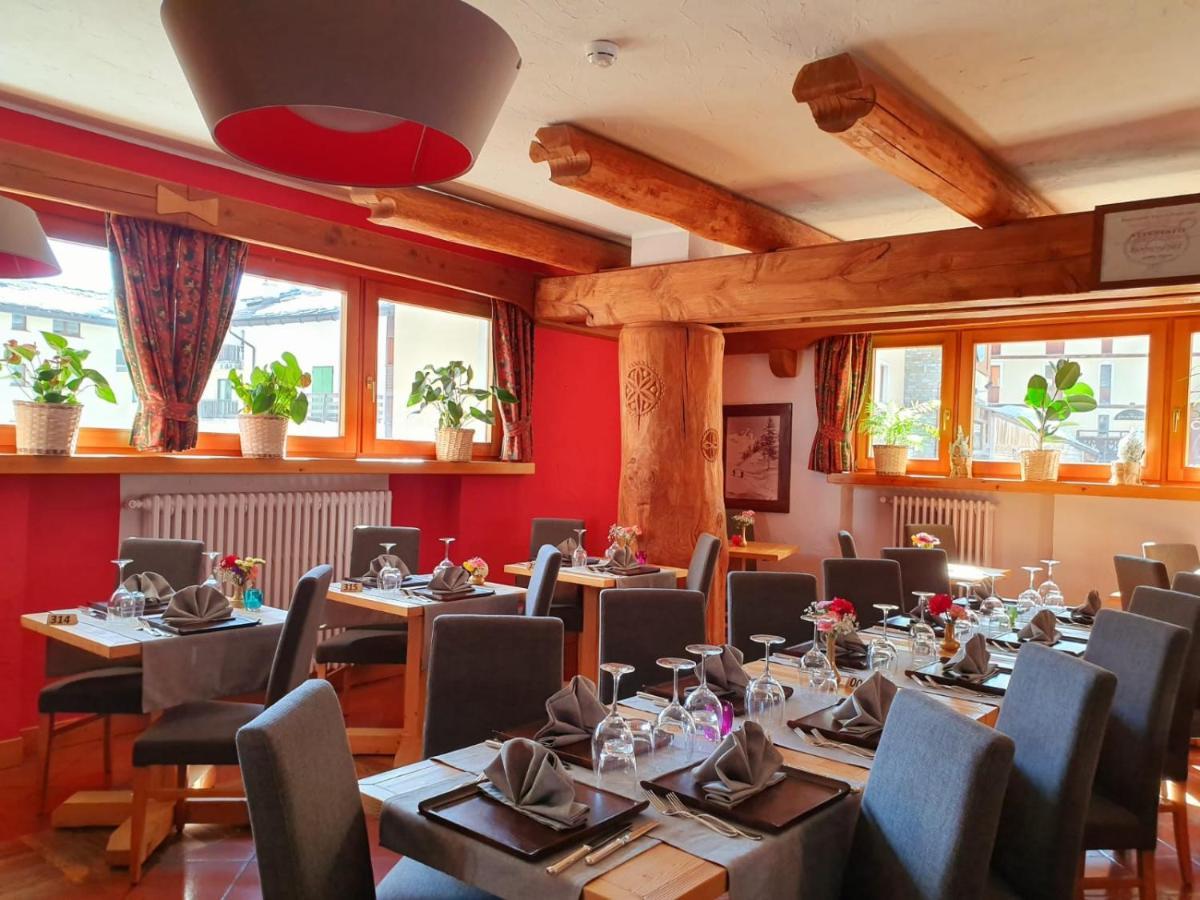 Hotel Lyskamm Breuil-Cervinia Ngoại thất bức ảnh