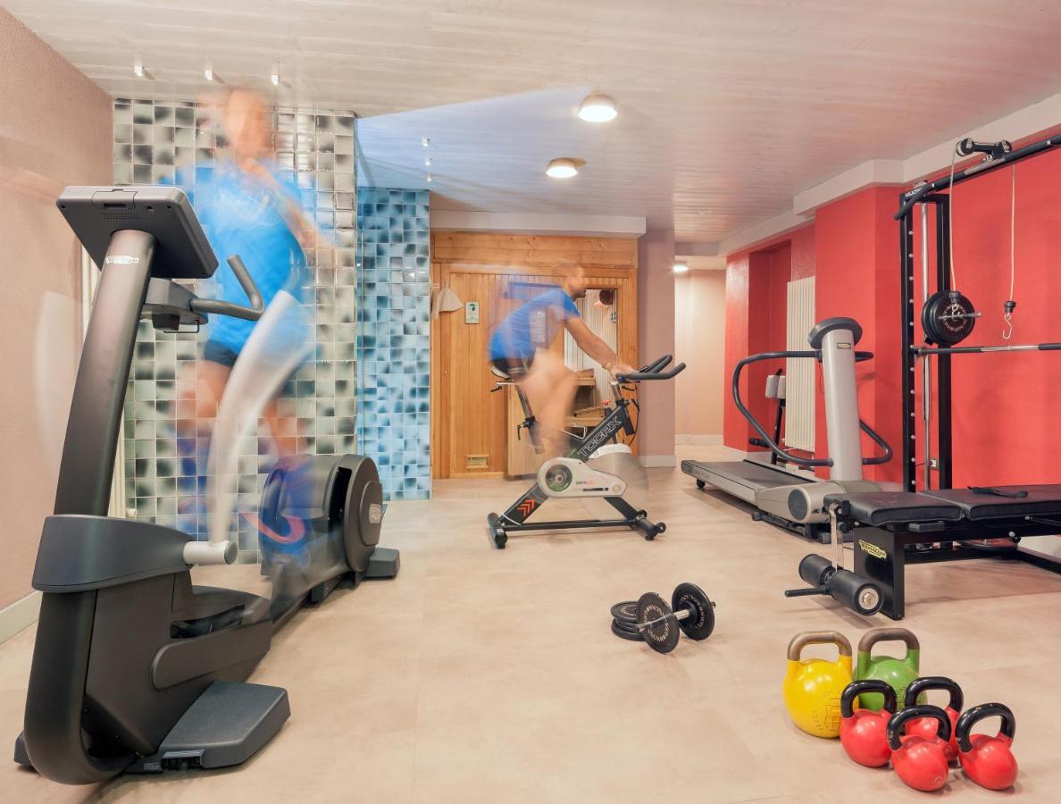 Hotel Lyskamm Breuil-Cervinia Ngoại thất bức ảnh