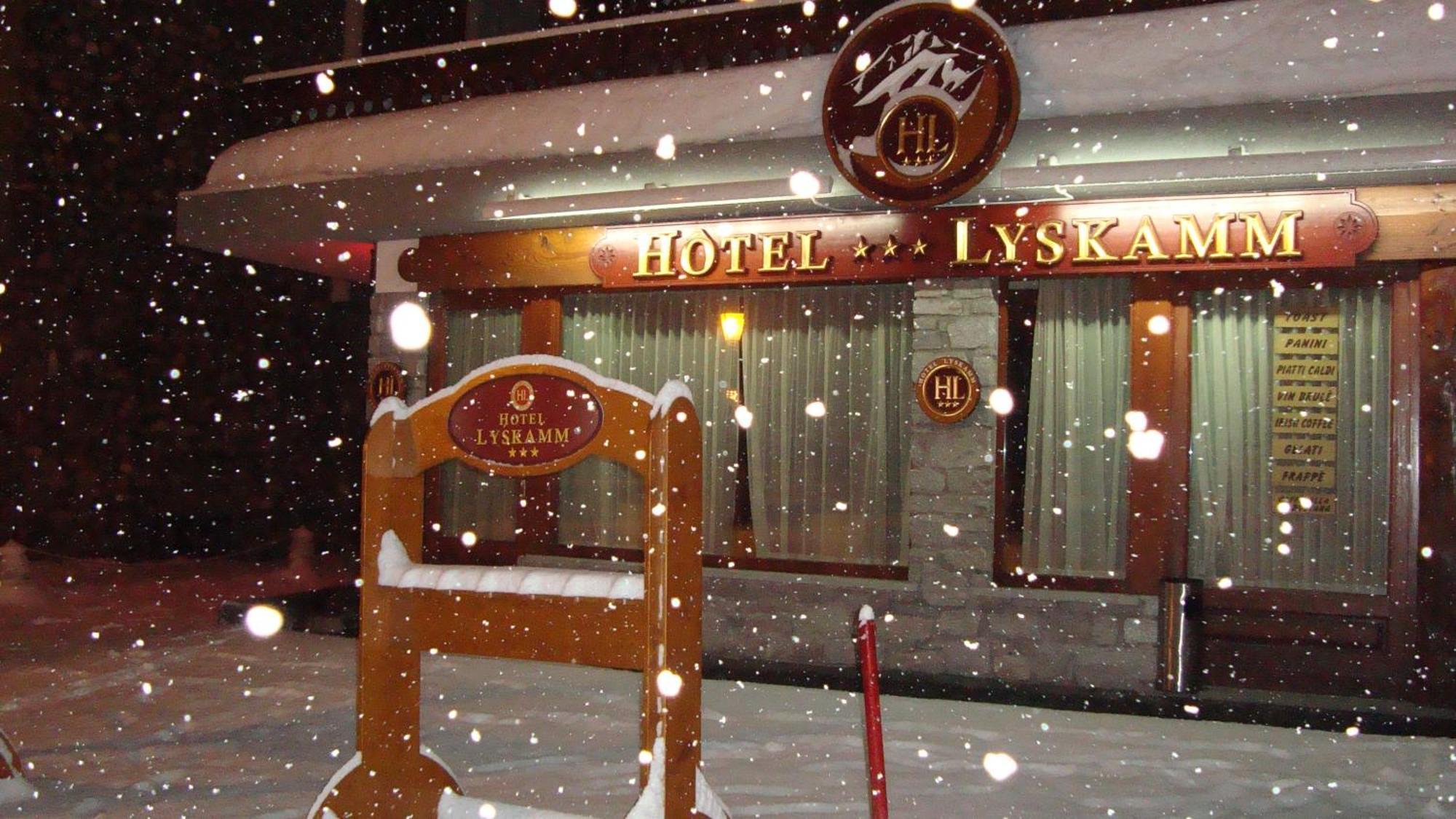 Hotel Lyskamm Breuil-Cervinia Ngoại thất bức ảnh