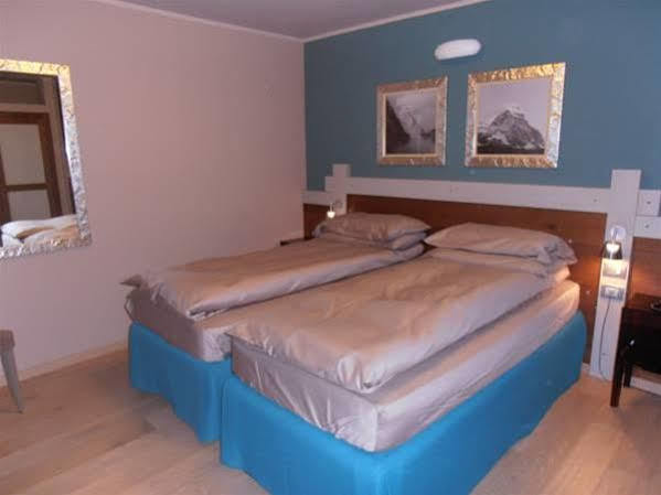 Hotel Lyskamm Breuil-Cervinia Ngoại thất bức ảnh