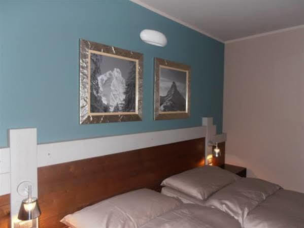 Hotel Lyskamm Breuil-Cervinia Ngoại thất bức ảnh